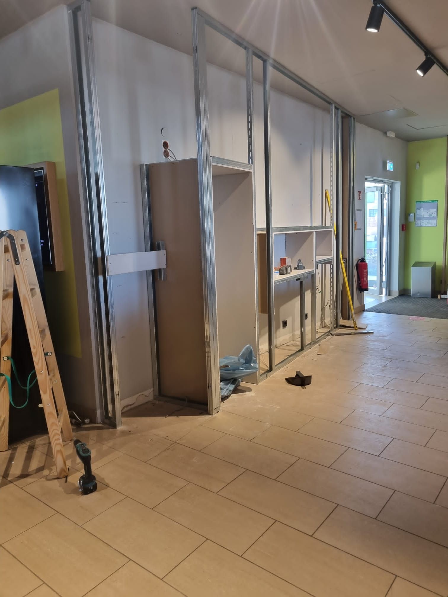 Before - Eingangshalle Modernisierung